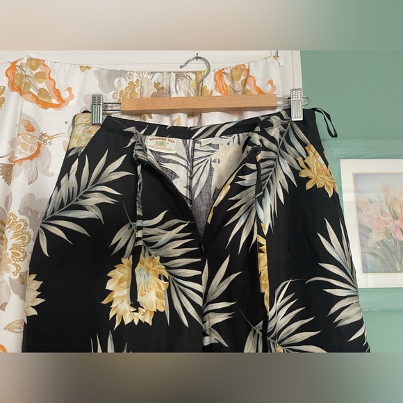 Banana Bay 100% Silk Black Hawaiian Casual Beach Attire Pants M Capri Vintage - Picture 4 of 7